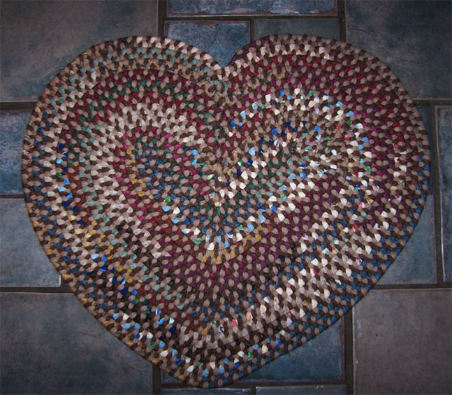 Rugs & Houseware :: Mayflower Heart Rug - 27